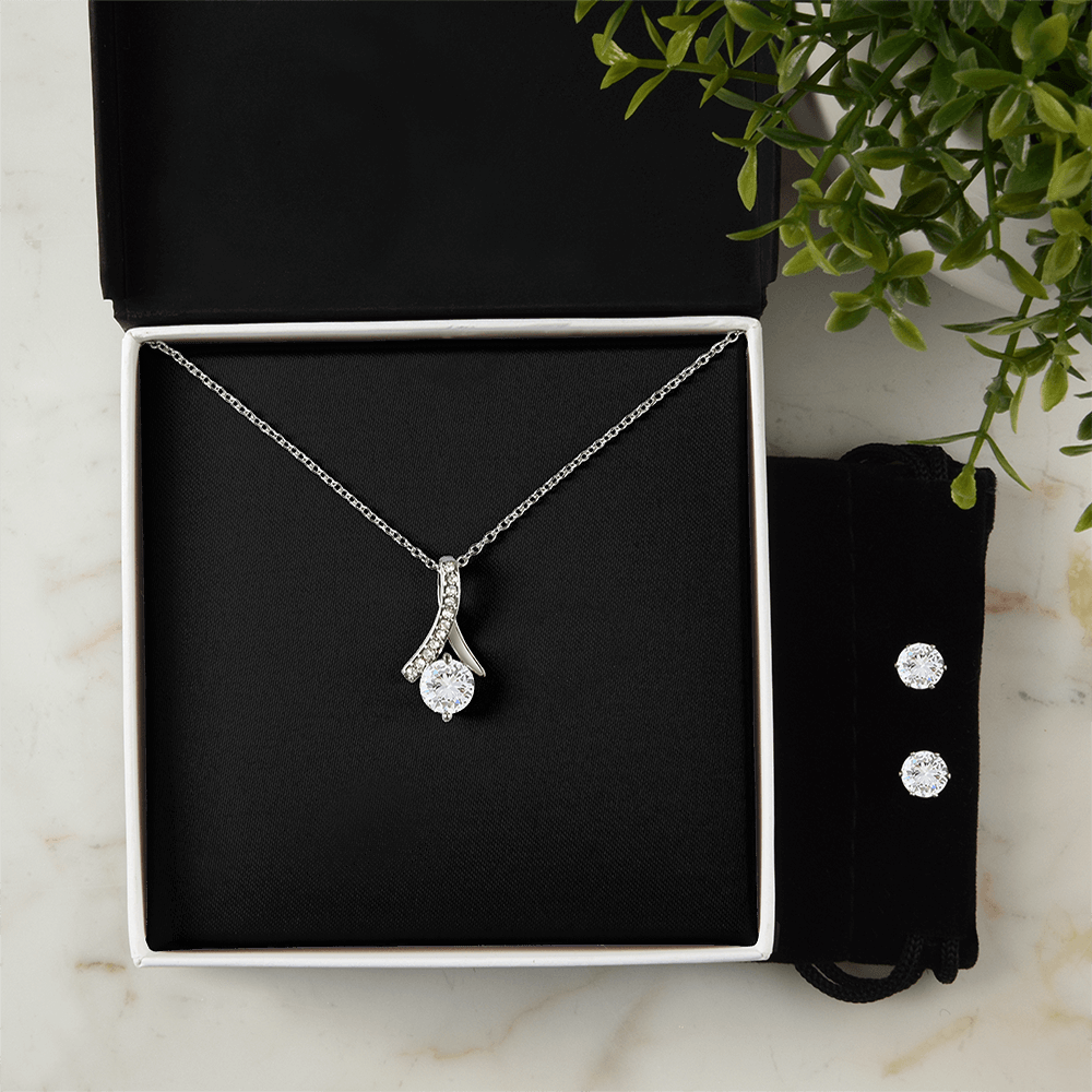 Alluring Beauty Necklace & Earring Set