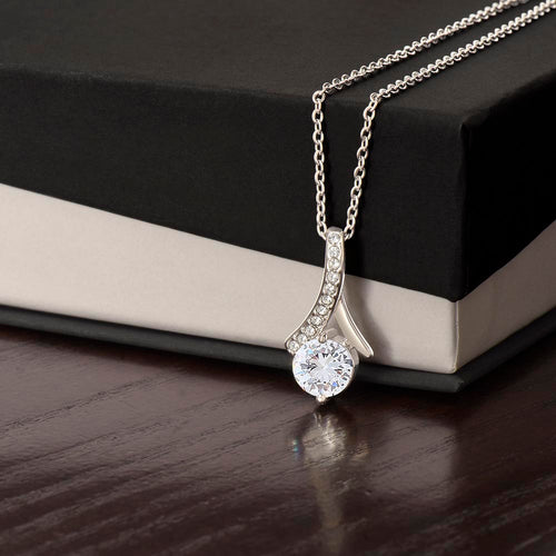 Alluring Beauty Necklace – Gift for Her