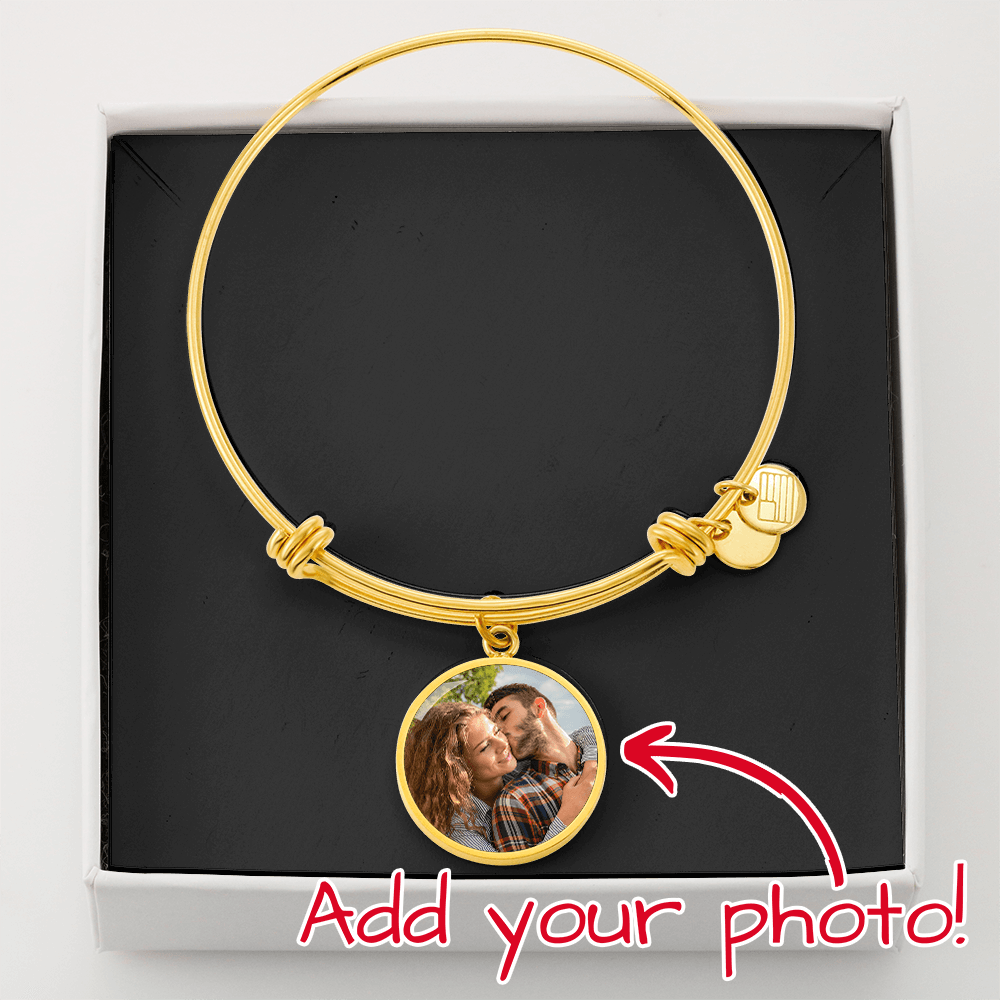 Personalized Circle Bangle Bracelet